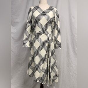 The Fold London Highfield Dress Ivory And Black Check Premium Wool DD302UK16